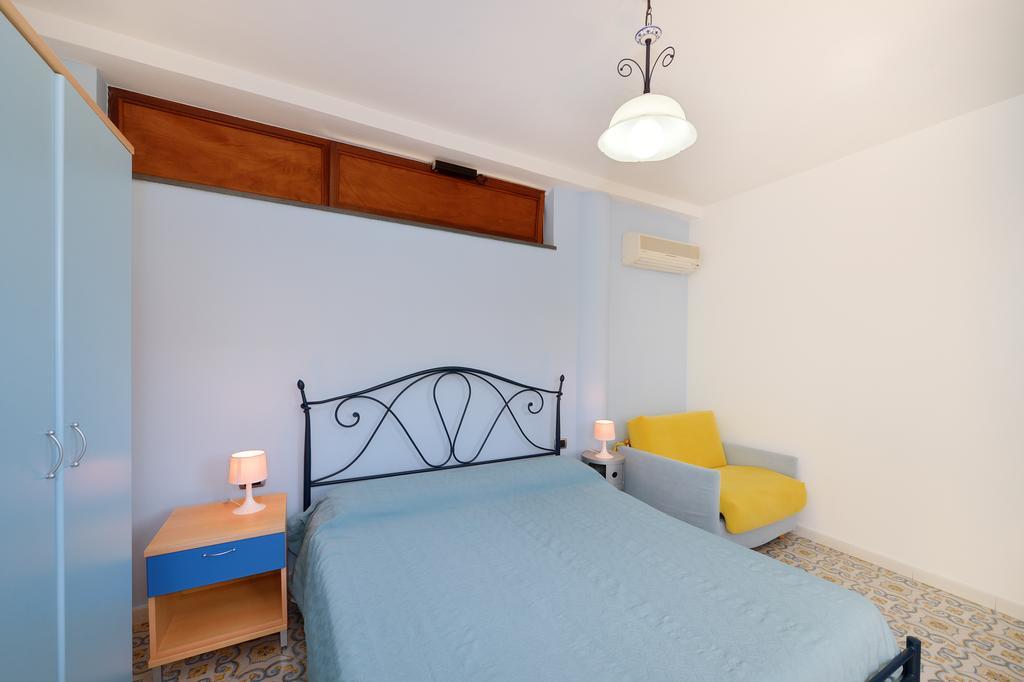 La Capannina Bed and Breakfast Προτσίντα Δωμάτιο φωτογραφία