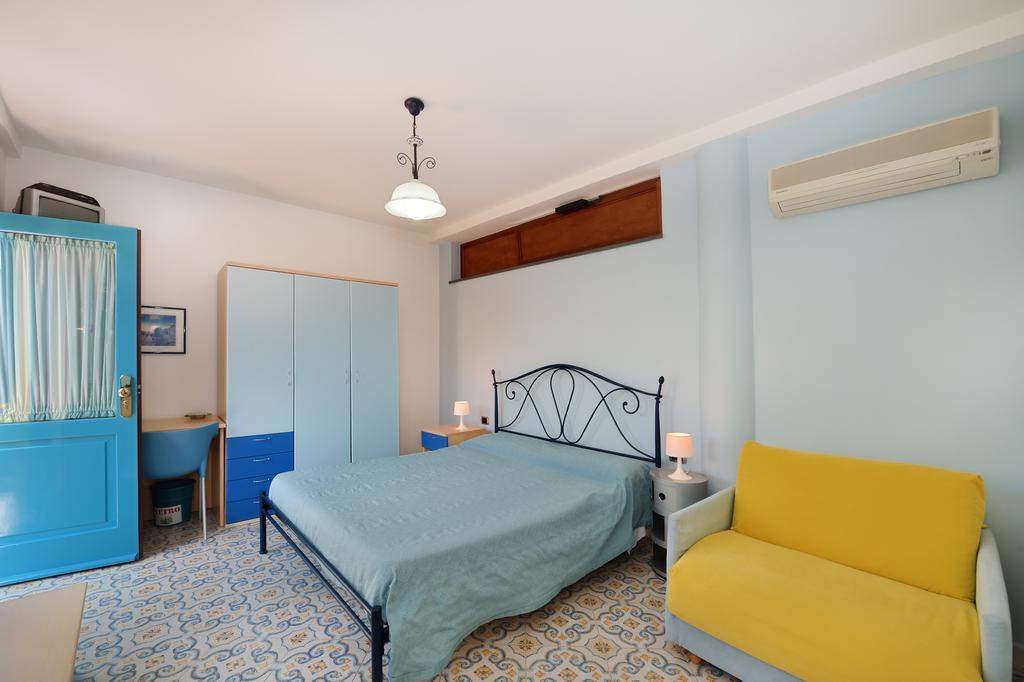 La Capannina Bed and Breakfast Προτσίντα Δωμάτιο φωτογραφία
